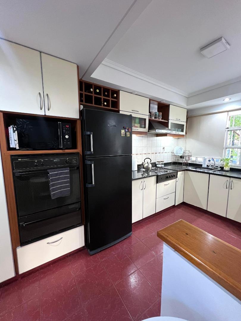 Foto de Casa de 5 ambientes c/ garaje y altillo • Venta • Nuñez, imagen 4