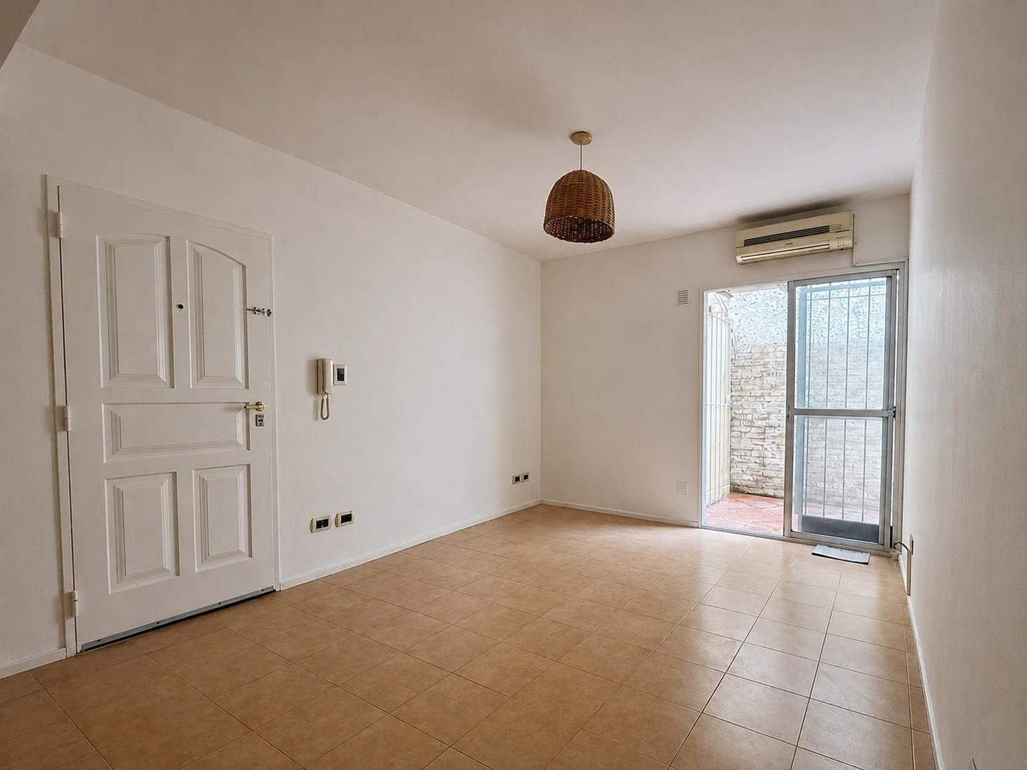 Foto de PH de dos ambientes • Venta • Vidal 3600, imagen 1