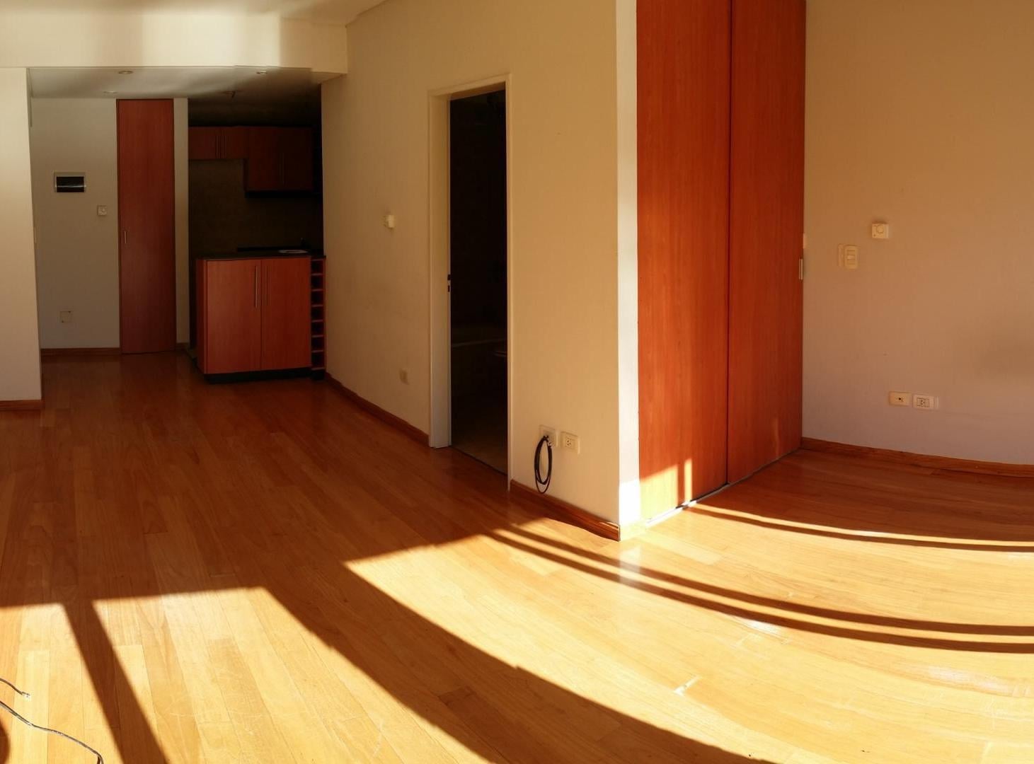 Foto de Amplio Monoambiente Divisible, Gran Balcon, imagen 1