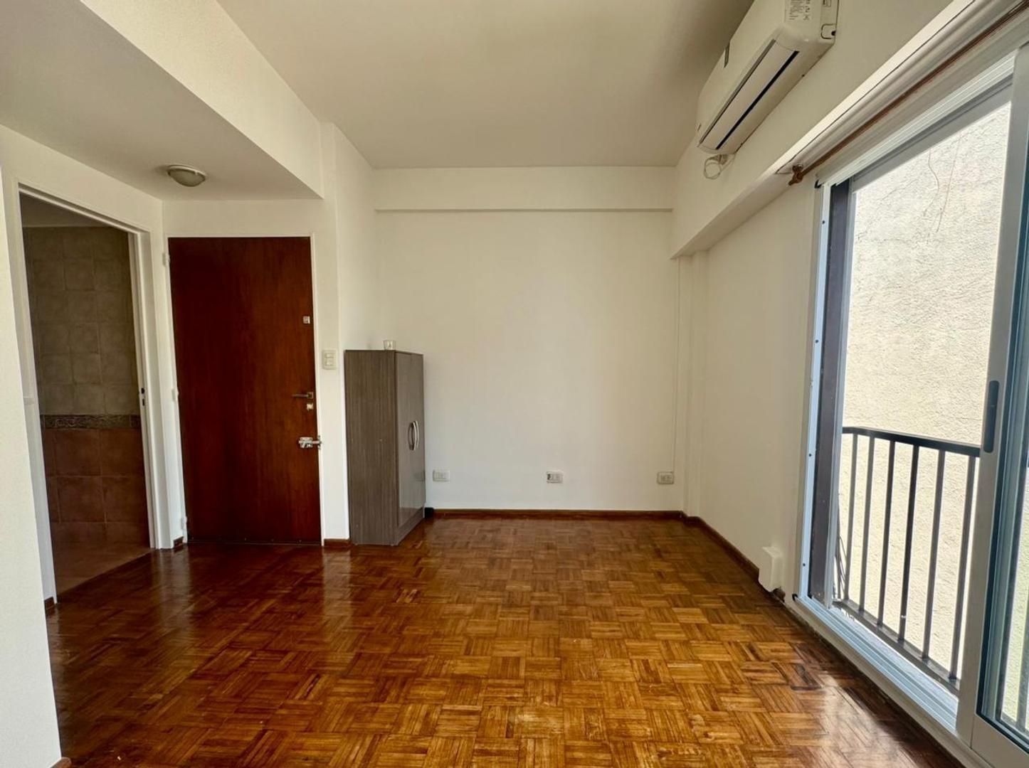 Foto de Departamento de dos ambientes - venta - Nuñez 2600, imagen 3