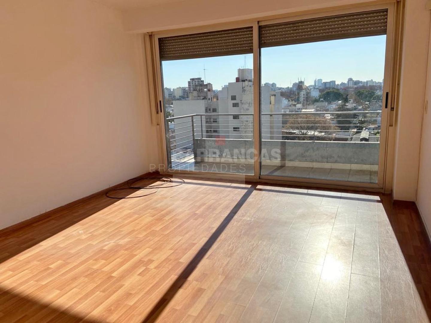 Foto de Monoambiente dividido en 2 amb muy amplio con BAULERA., imagen 1
