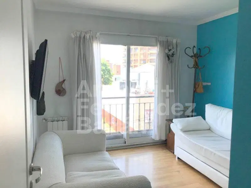 Hermoso y único Dúplex con 2 cocheras y baulera en Venta - Acassuso 3