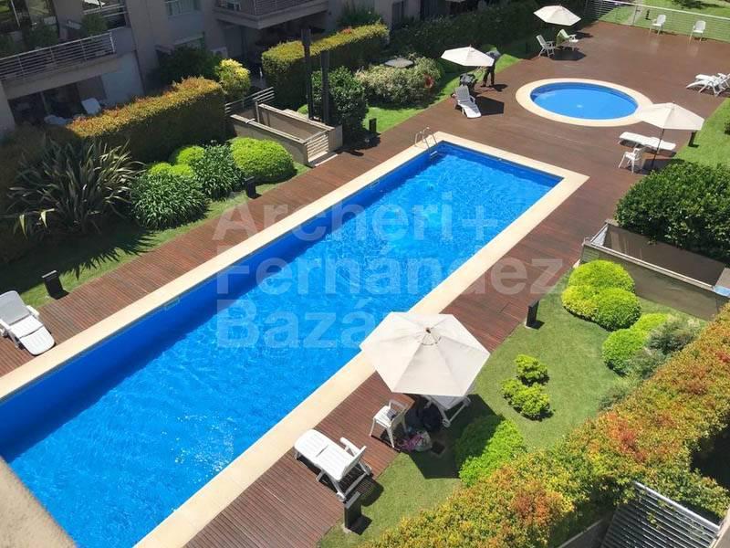 Foto de Hermoso Departamento de 3 amb. con 2 cocheras y baulera en Venta, imagen 4