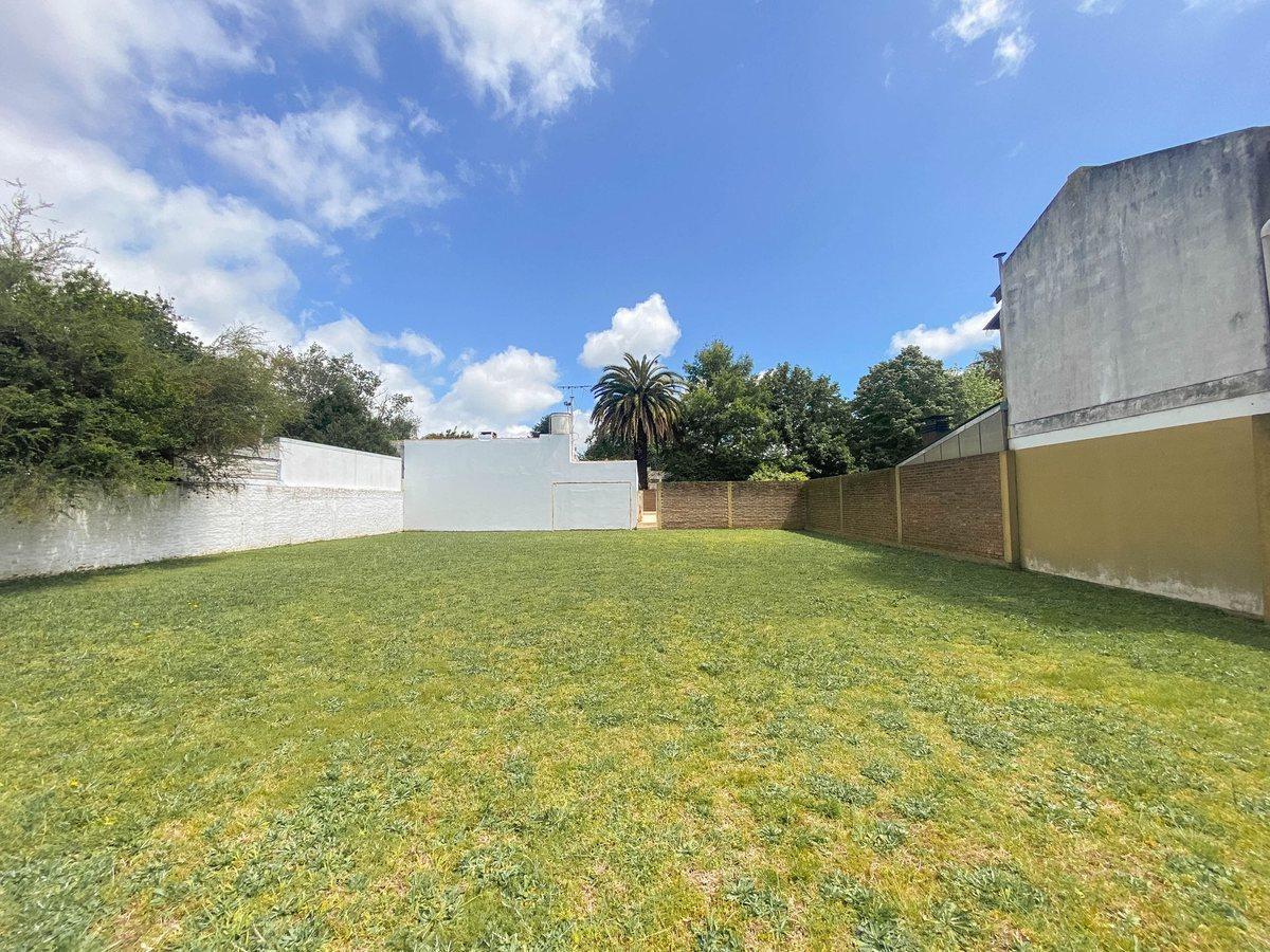 Lote en Venta - Gonnet 2