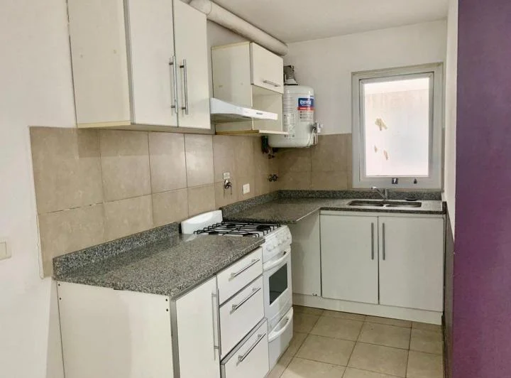 Monoambiente dividido en alquiler 4