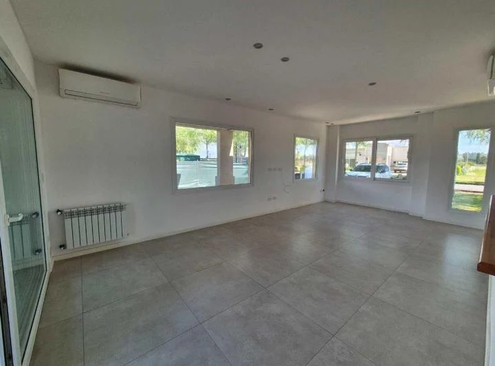 ALQUILER CASA 4 AMB EN HARAS DEL SUR 3 CON PILETA 4