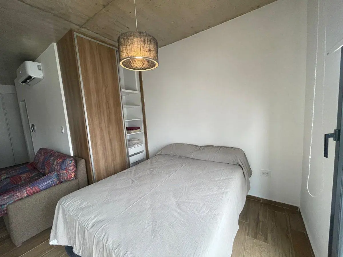 Monoambiente/divisible 1 dormitorio 4