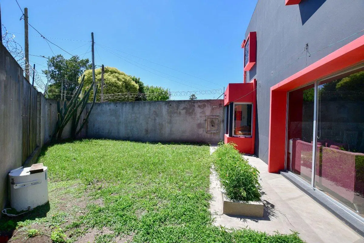 Duplex tipo casa 2 dormi c/ lavadero 4