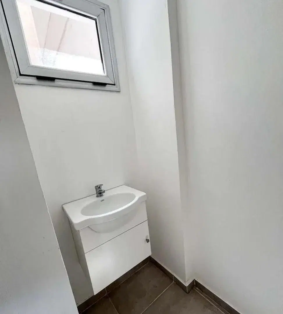 Oficina en venta - La Plata 5