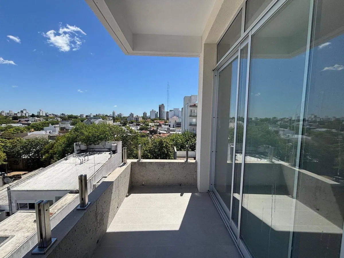 Venta de departamento de 1 dormitorio, en La Plata 2