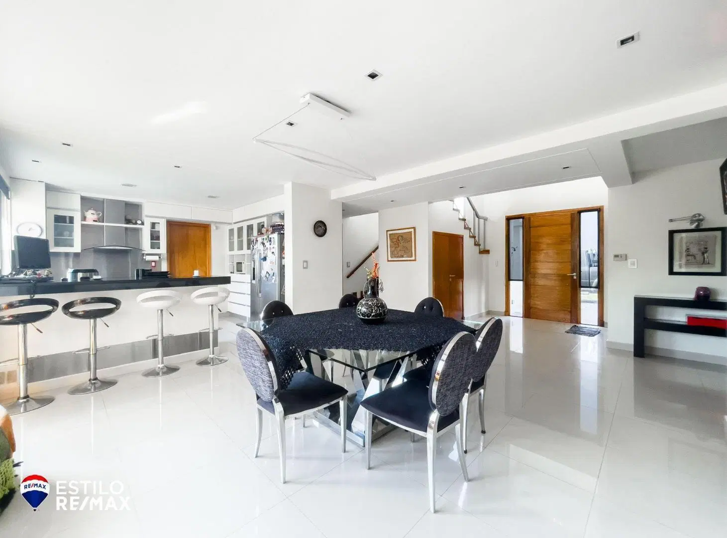 Casa en Venta Lomas de City Bell pileta y quincho 4