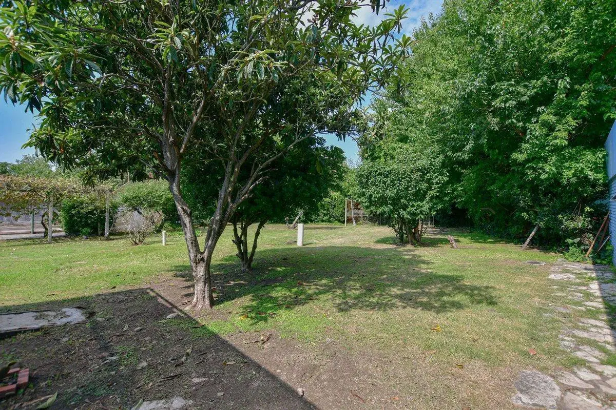 LOTE DE 1200 MTS EN VENTA CITY BELL ENTRE CAMINOS. 4
