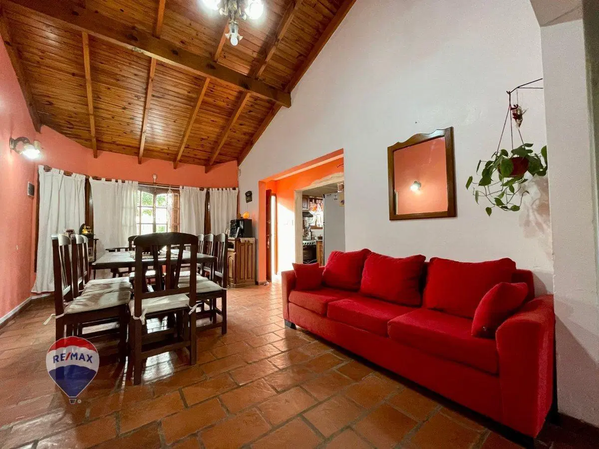 CASA 3 DORMITORIOS EN VENTA LA PLATA-L. Olmos 3