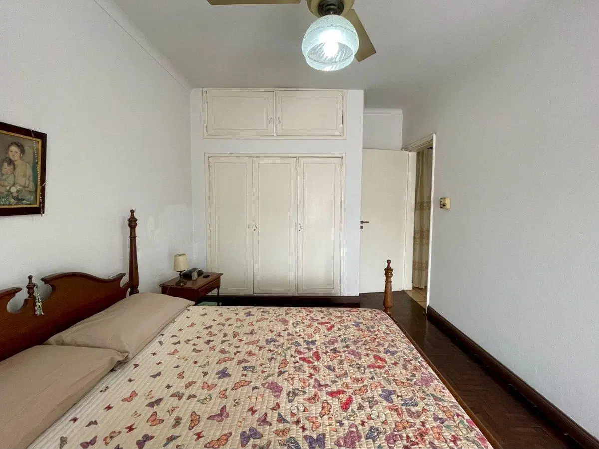 VENTA CASA / LOCAL/ GALPON EN BLOQUE SOBRE AV.44 4
