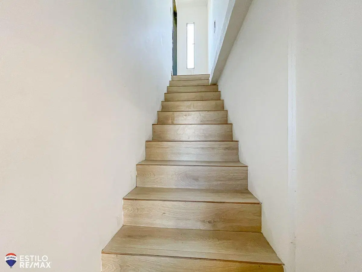 VENTA CASA con PILETA + 3 CONSULTORIOS - LA PLATA 4