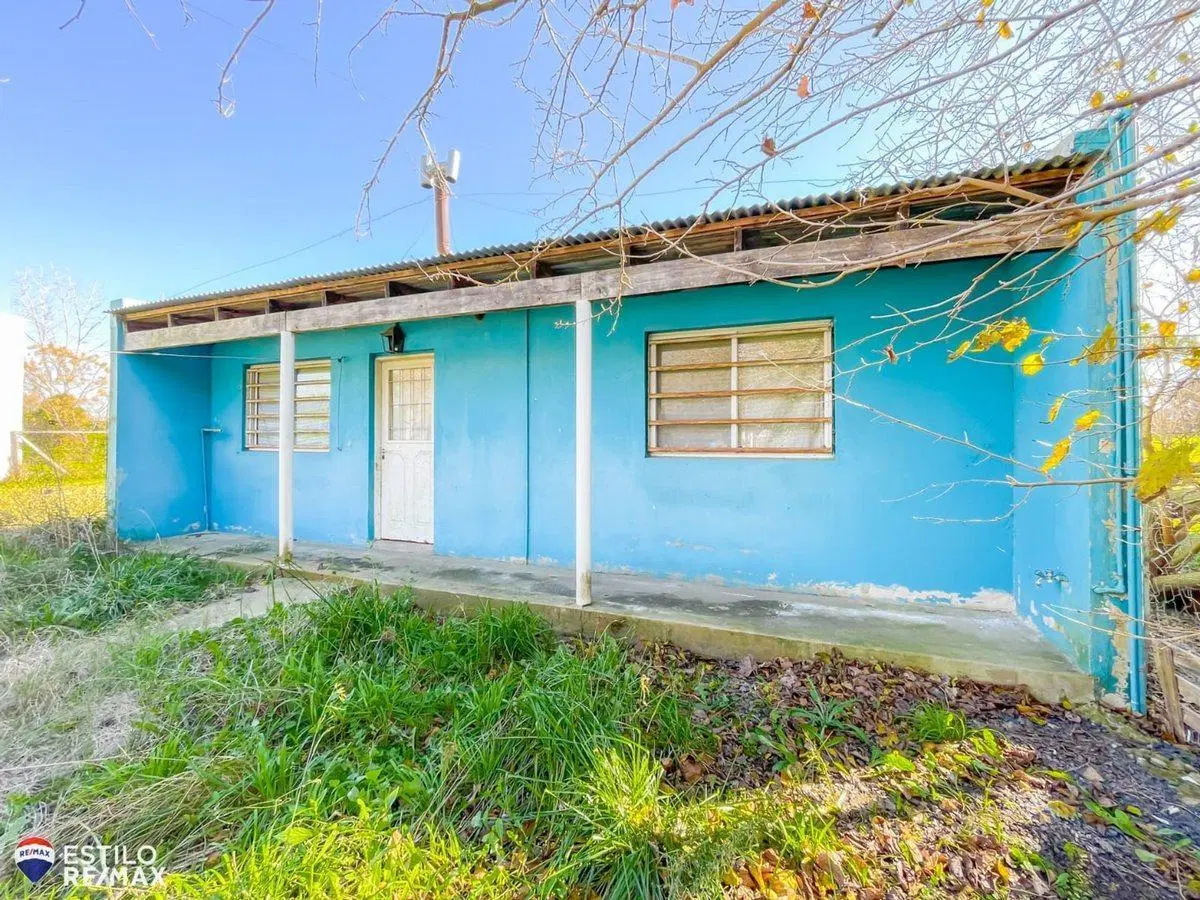 CASA EN VENTA DE 2 DORMITORIOS EN SICARDI 2