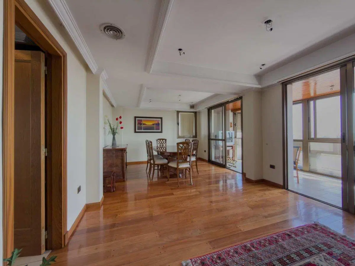PISO 3 DORMITORIOS EN VENTA, 2 COCHERAS. LA PLATA 5