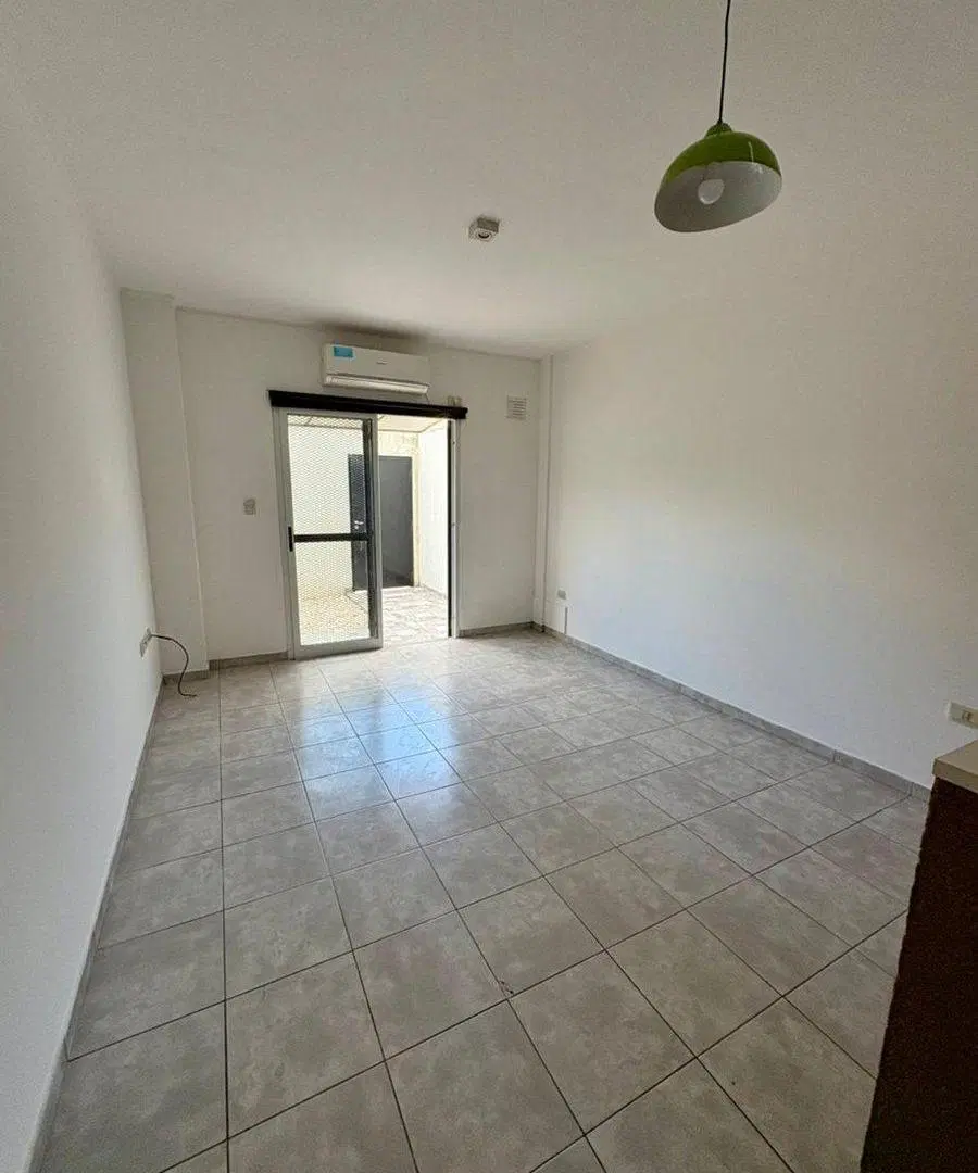 Venta Departamento Un dormitorio Cochera La Plata 3