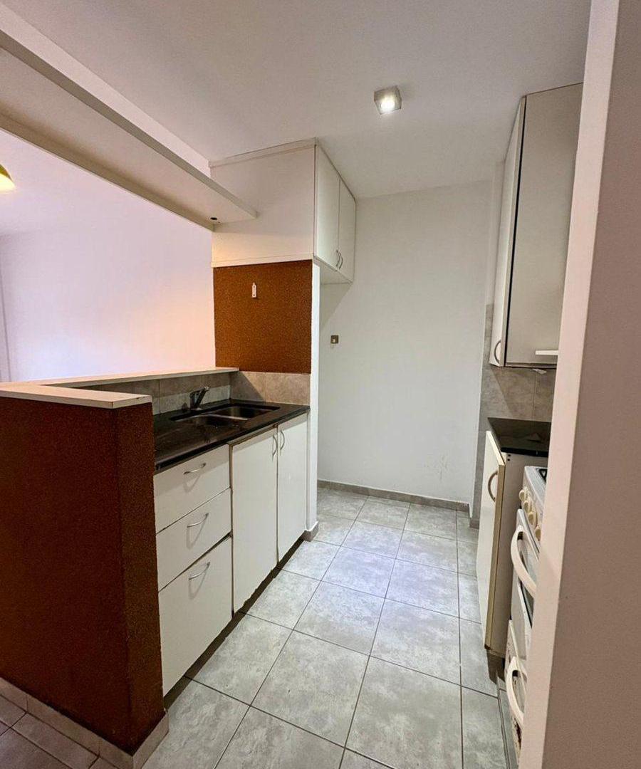 Venta Departamento Un dormitorio Cochera La Plata