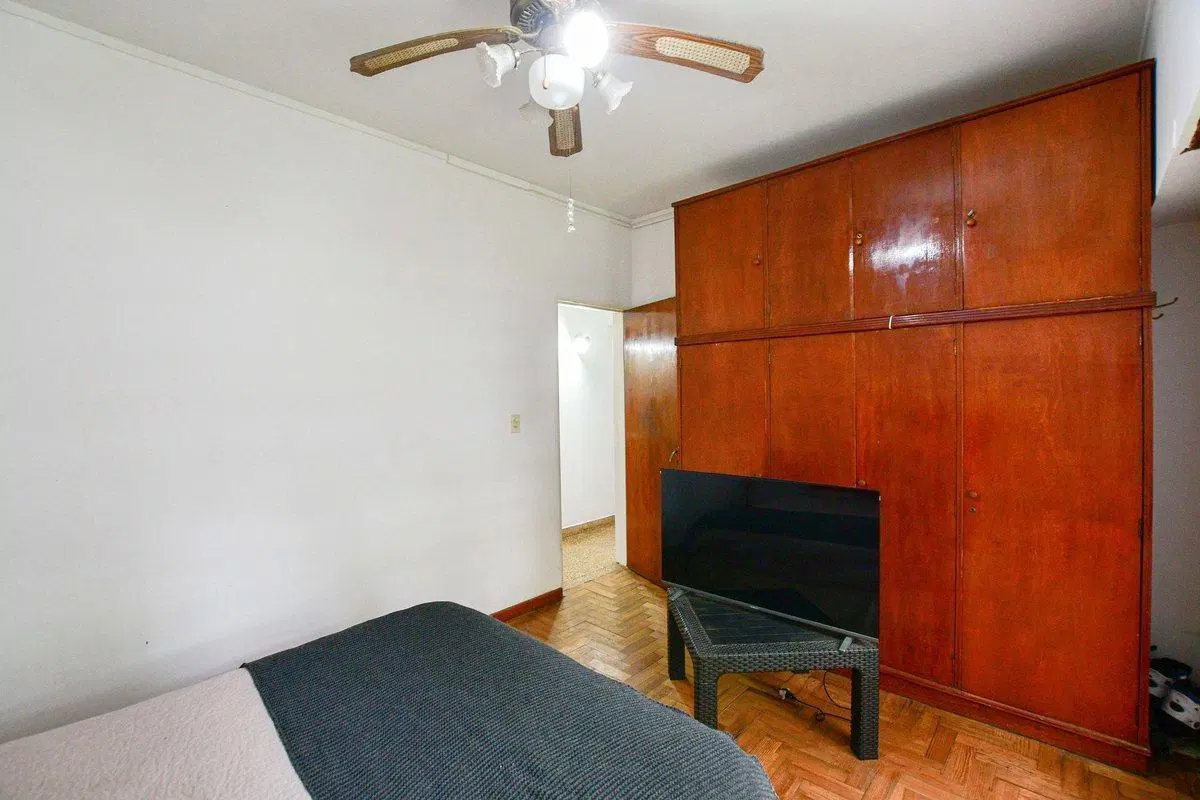 Venta Casa 2 Dormitorios Patio y Cochera Gonnet 4