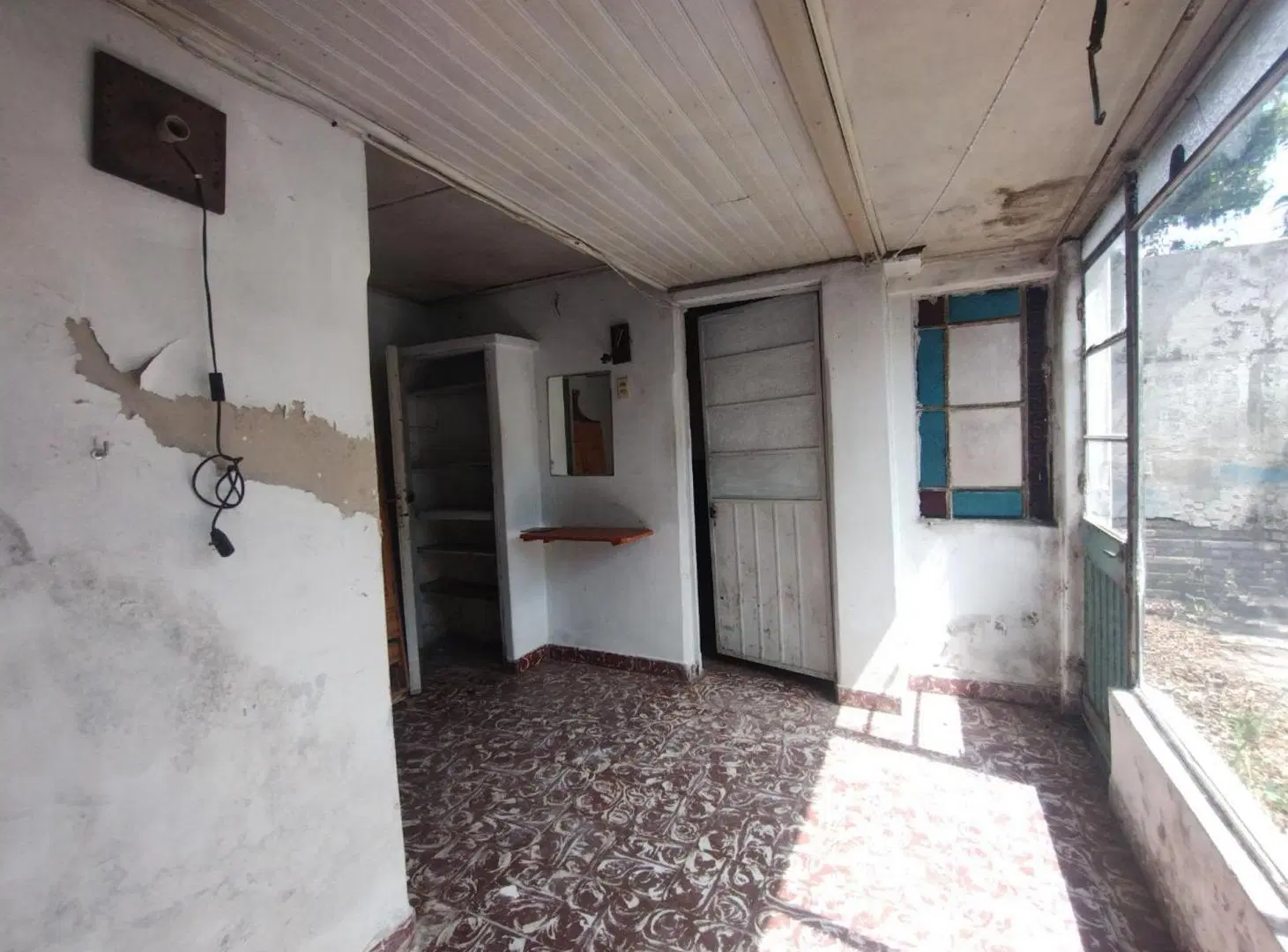 Lote con construccion a demoler. IDEAL INVERSOR. 5