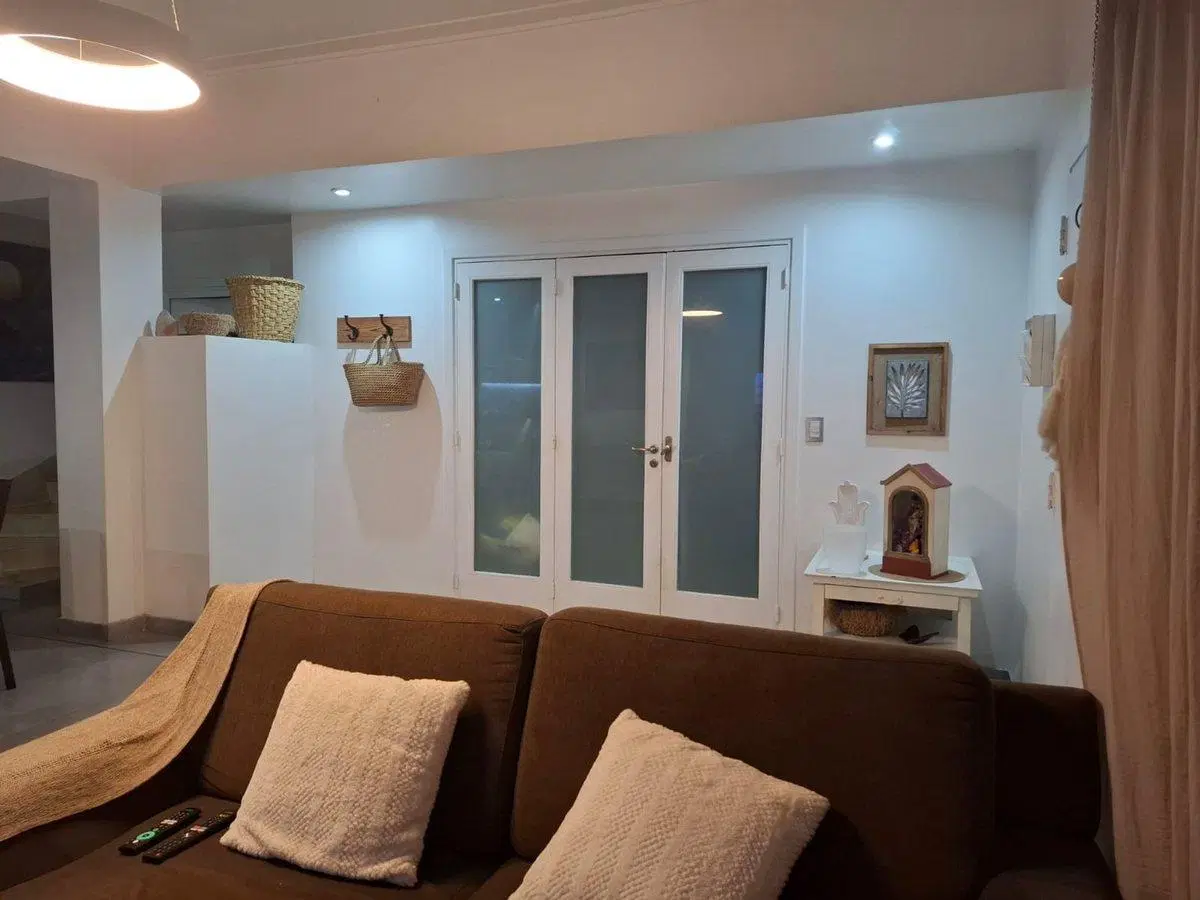 CASA DUPLEX EN VENTA EN TOLOSA 2