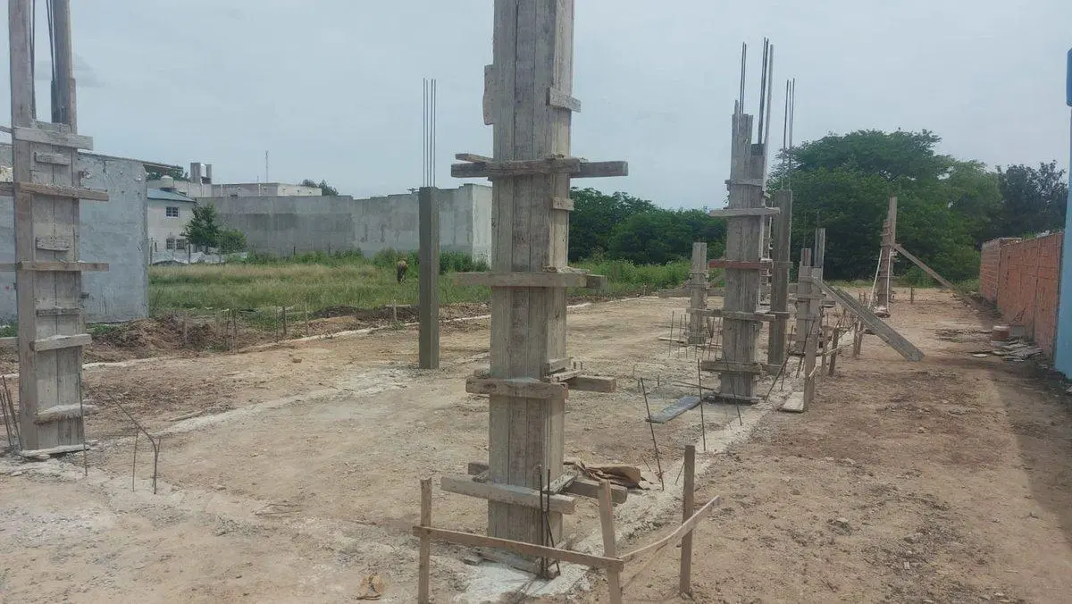 LOTE EN VENTA LA PLATA, SAN CARLOS CON PLANOS 4