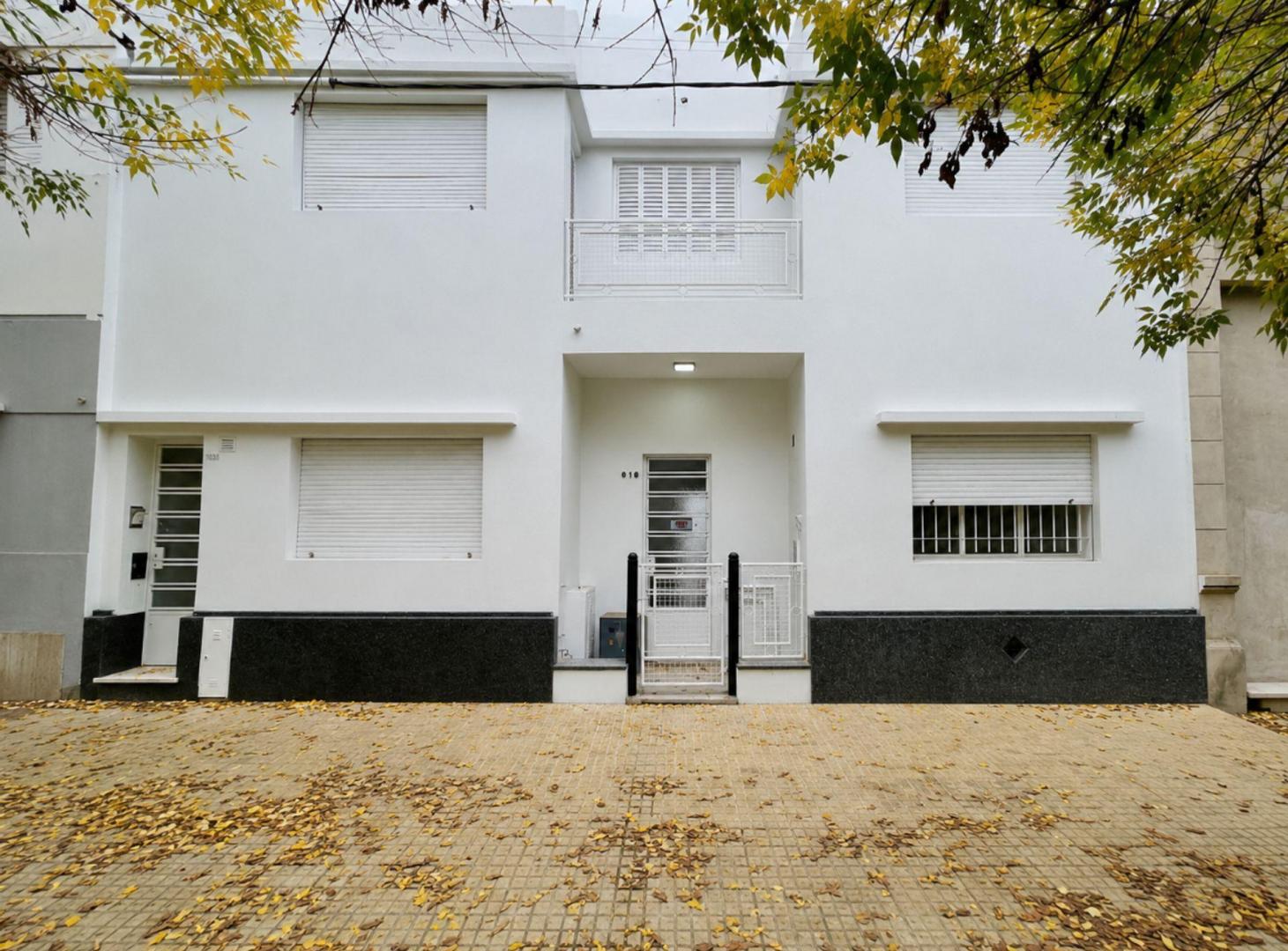 PH en VENTA, PB, 2 DORMITORIOS Y PATIO