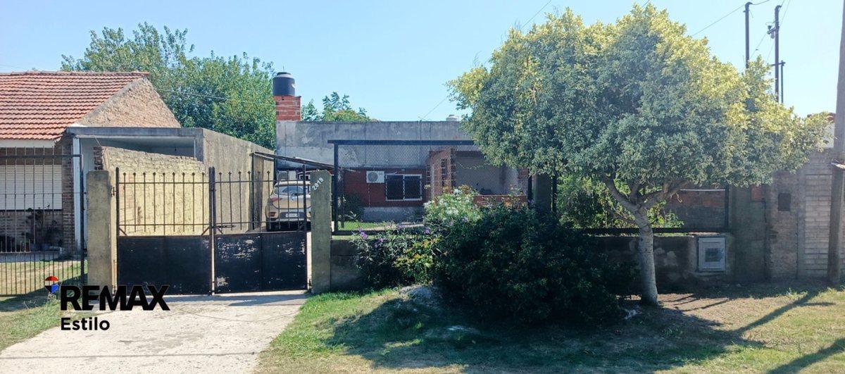 Casa 3 dormitorios en venta Los Hornos