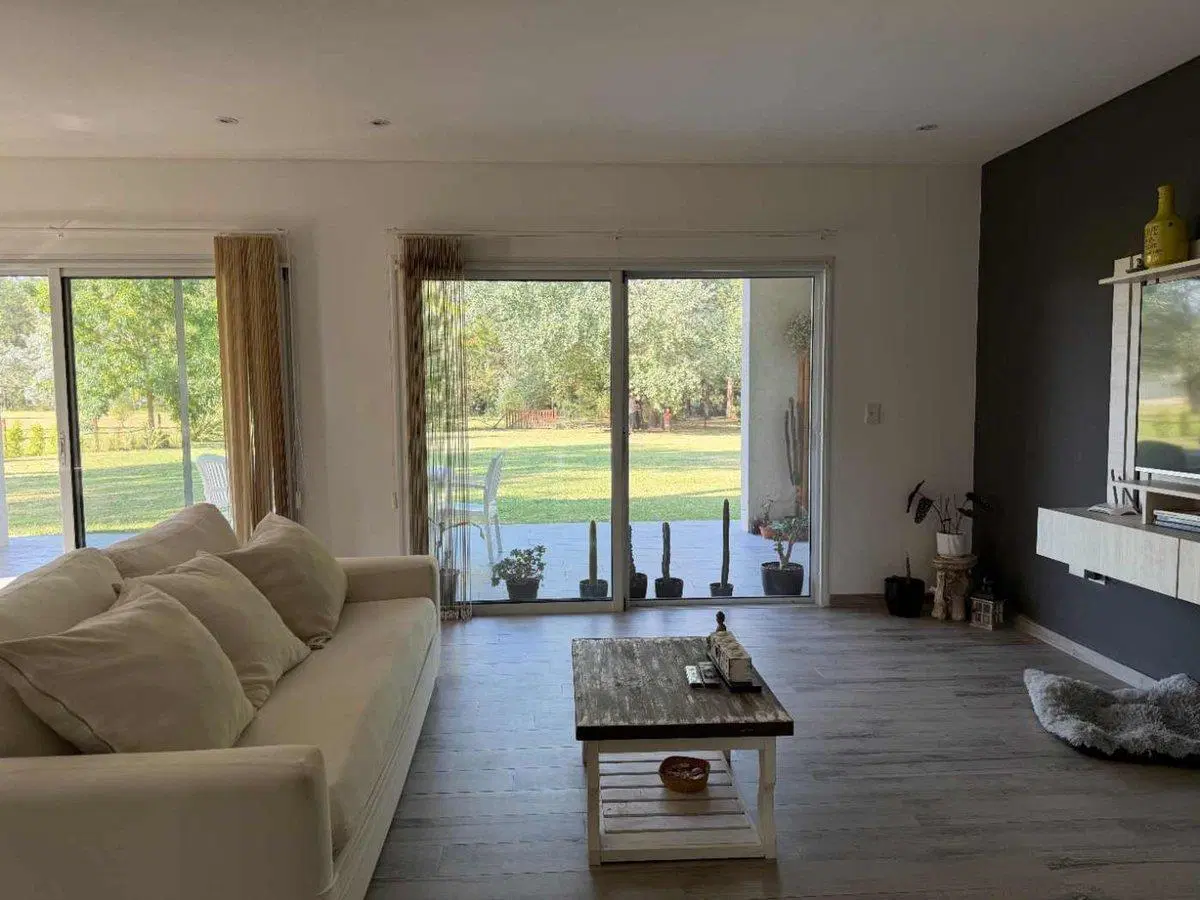 CASA EN BARRIO CERRADO MIRALAGOS - VENTA 8