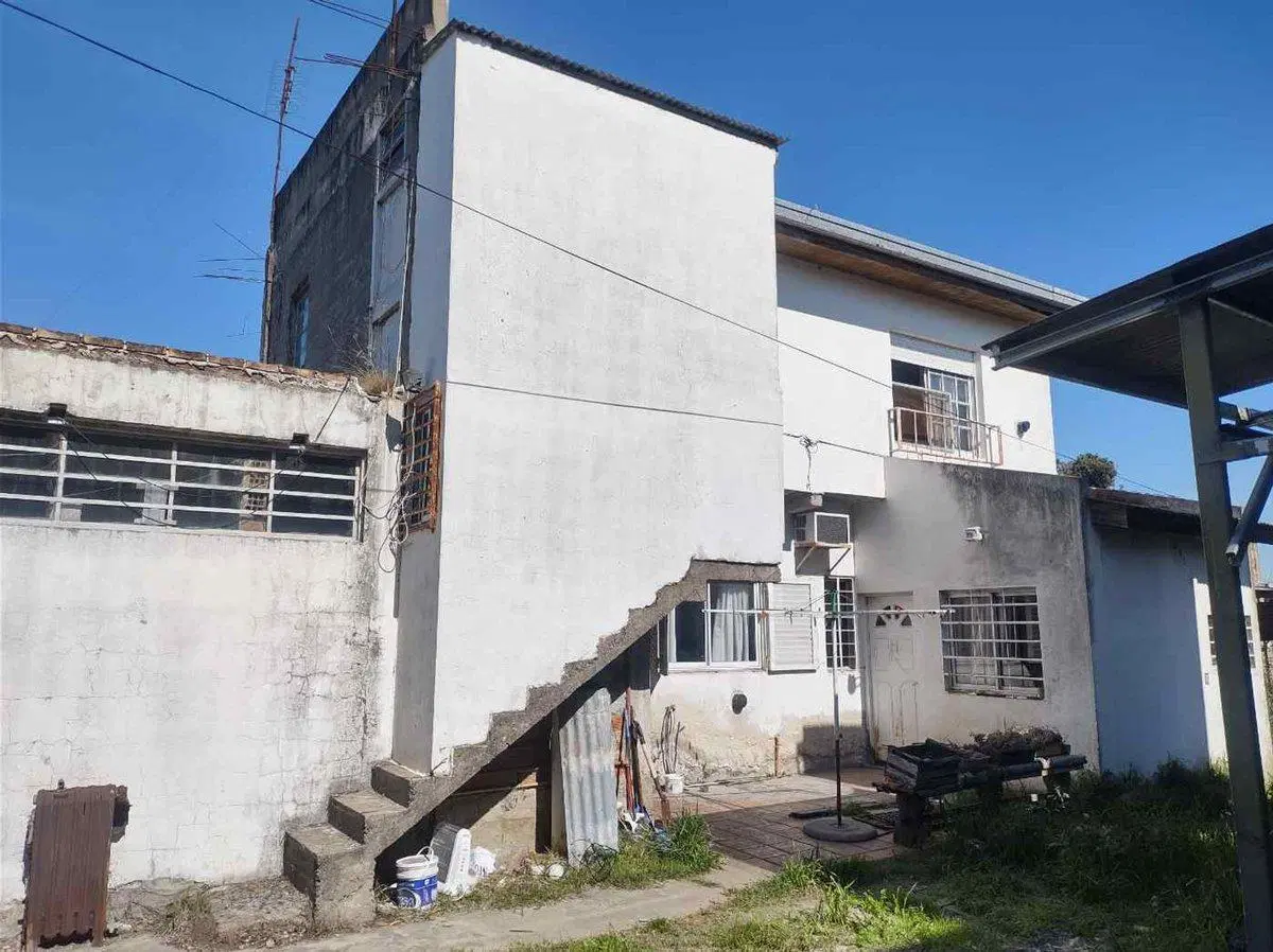 Venta LOTE (15x45) con local y casa San Carlos 2