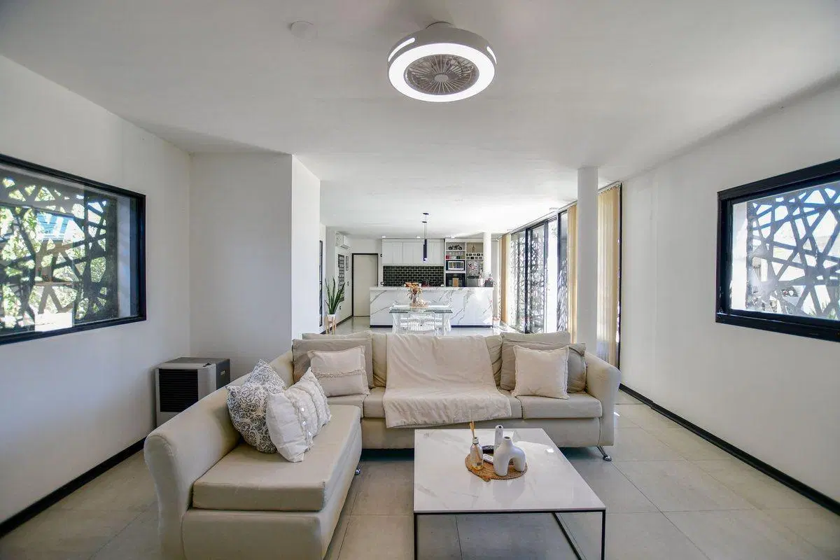 Venta Casa 2 Dormitorios con Verde Pileta La Plata 8