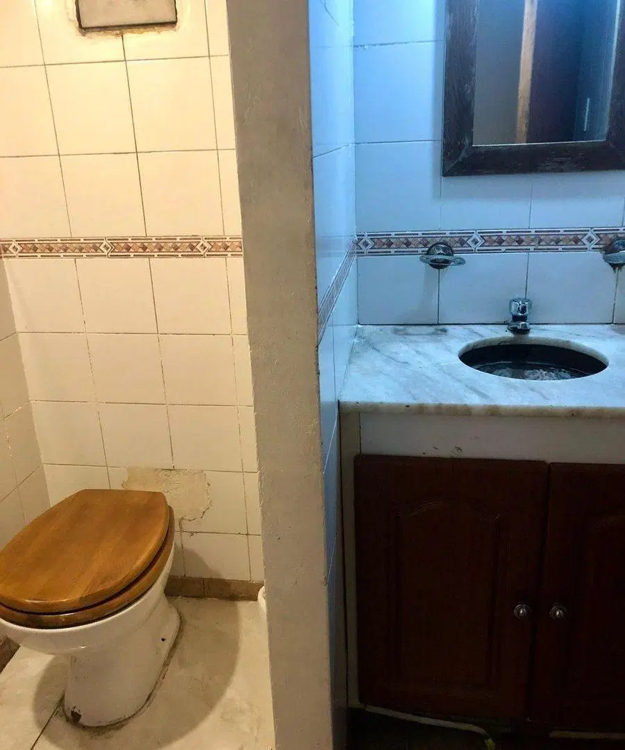 VENTA LOCAL SOBRE AV. CORDOBA 821 5