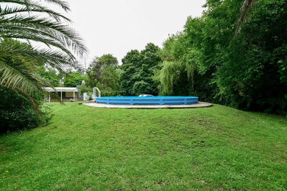 Casa quinta c/ pileta cancha futbol parquizada 3