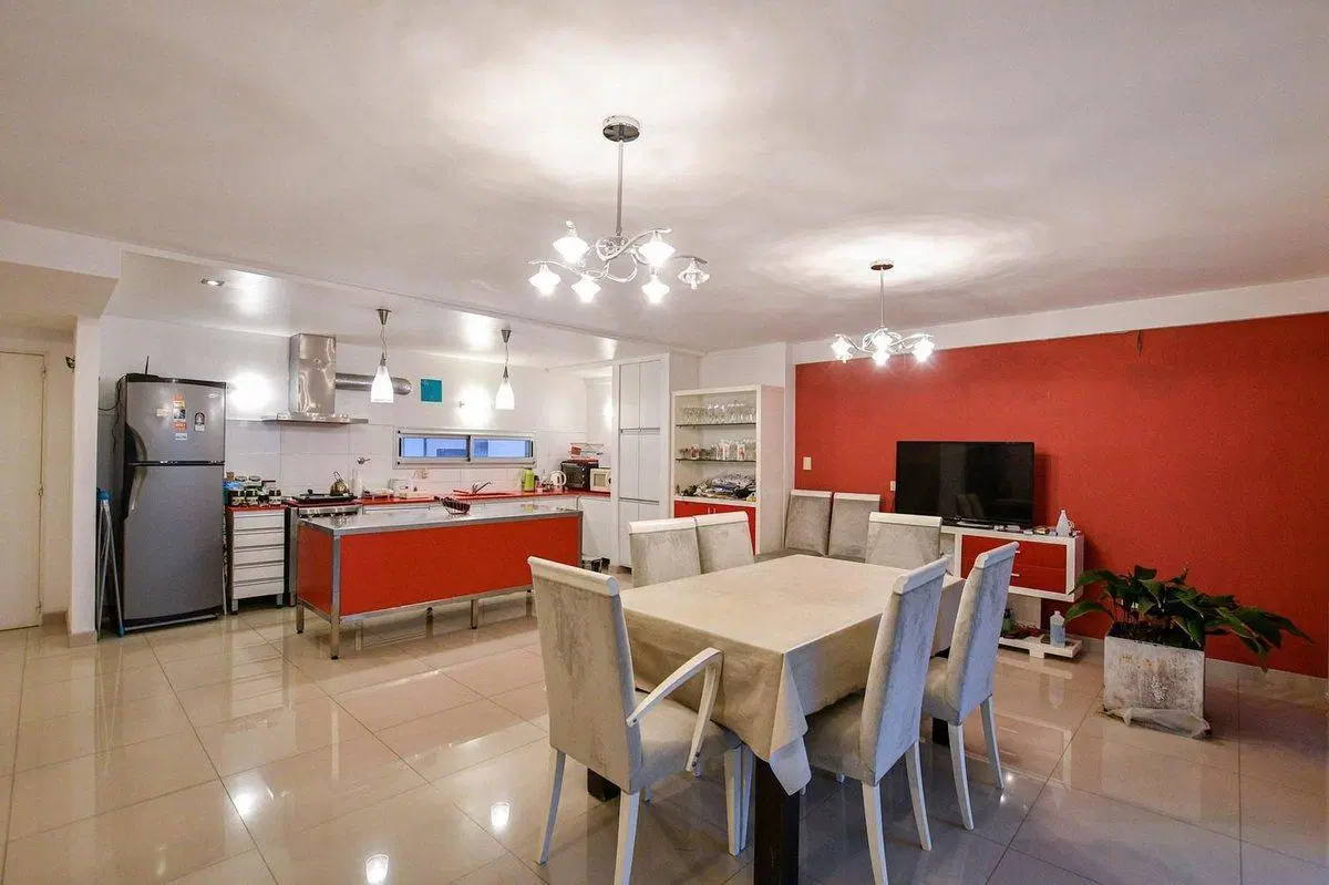 Venta de departamento de 2 dormitorios en La Plata 4