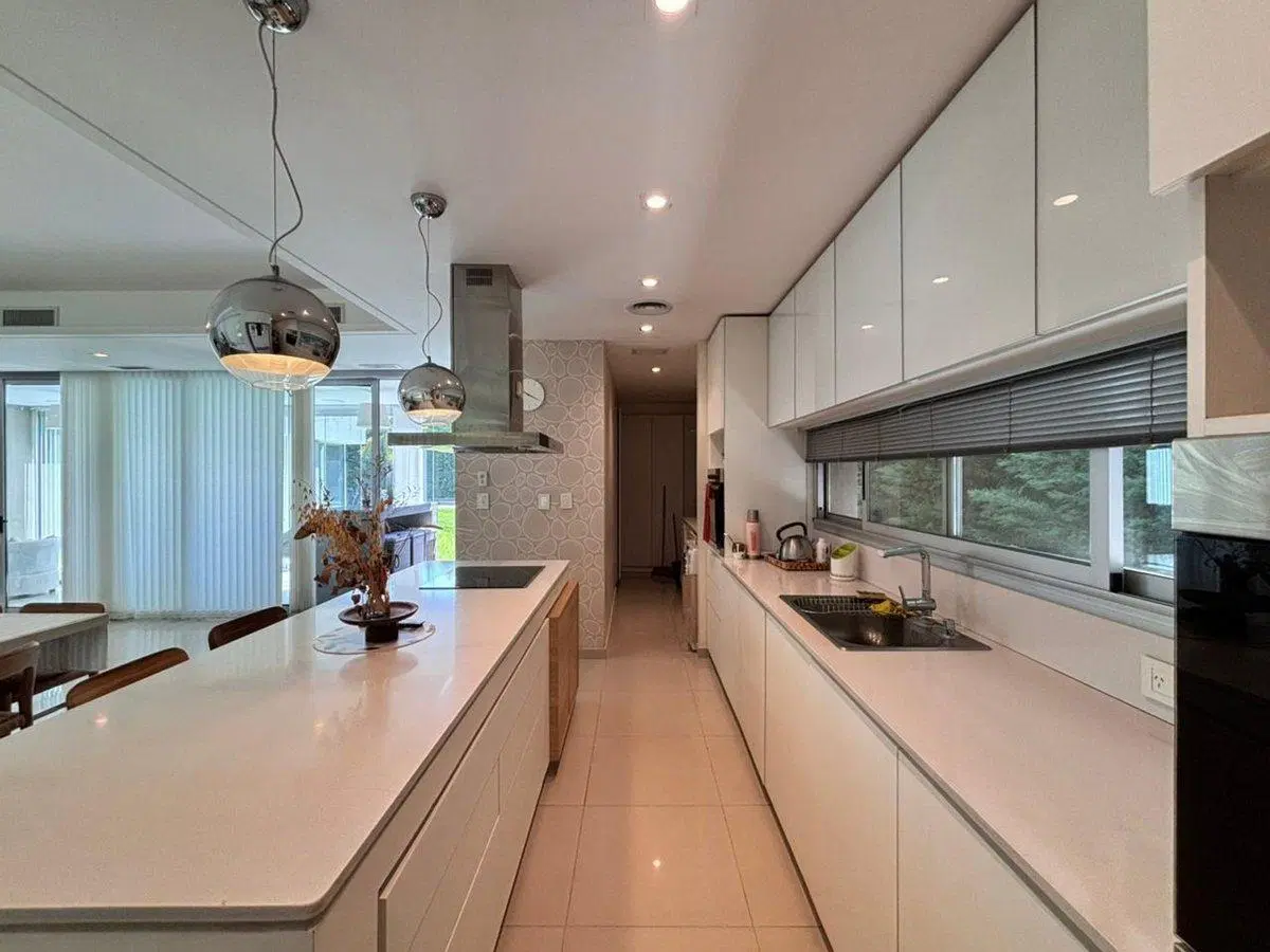 Venta de casa de 3 dormitorios en barrio cerrado 5