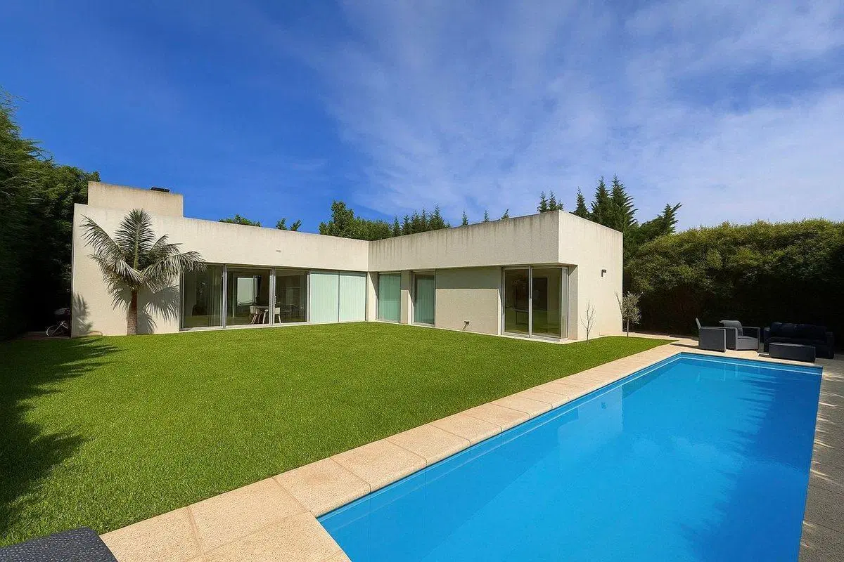 Venta de casa de 3 dormitorios en barrio cerrado 2