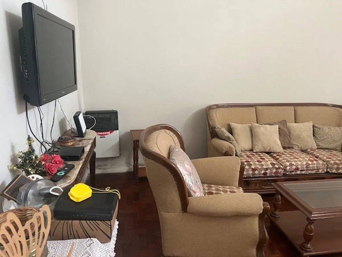 Casa c/gran terreno,buena ubicacion, Barrio Parque 3