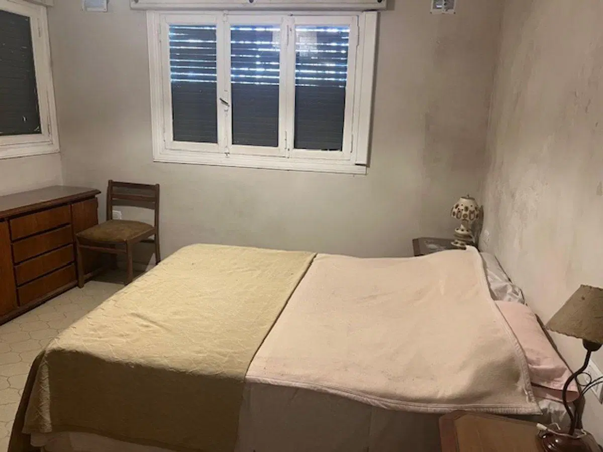 Casa c/gran terreno,buena ubicacion, Barrio Parque 3