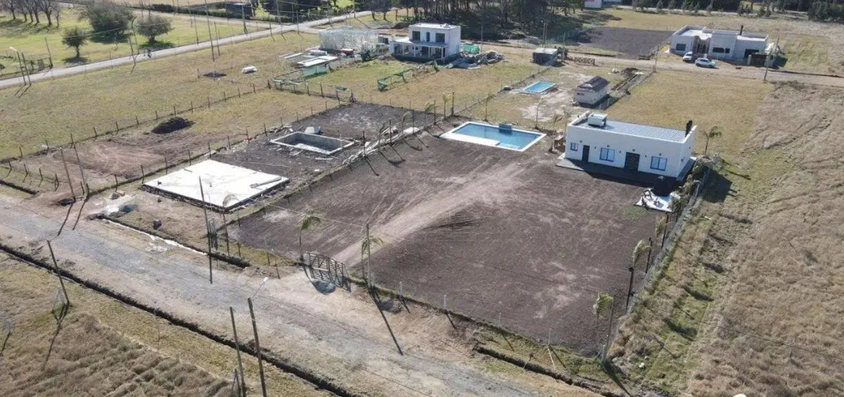 LOTE LAS CALANDRIAS - EN VENTA 5