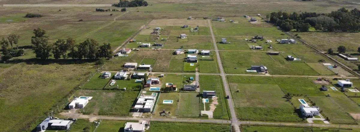 LOTE LAS CALANDRIAS - EN VENTA 2