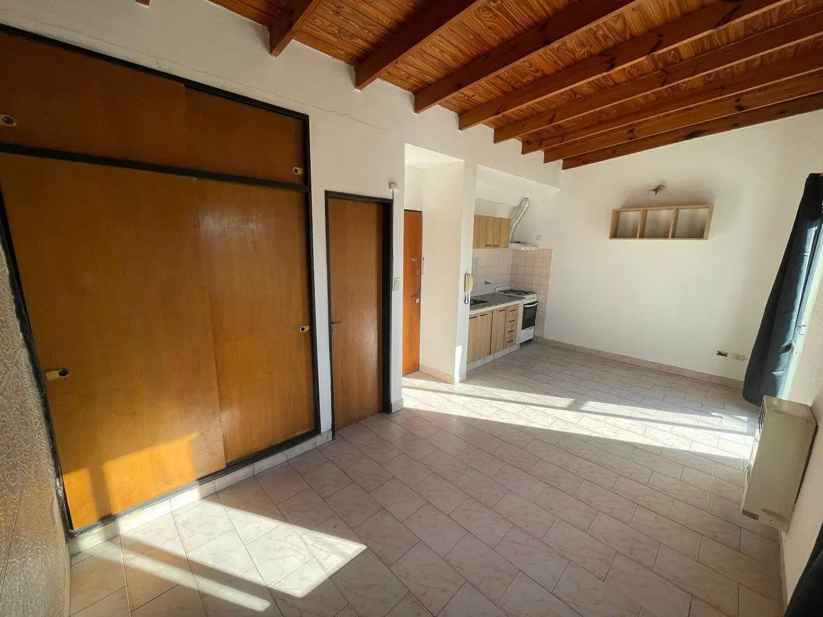 MONOAMBIENTE EN VENTA EN LA PLATA 3