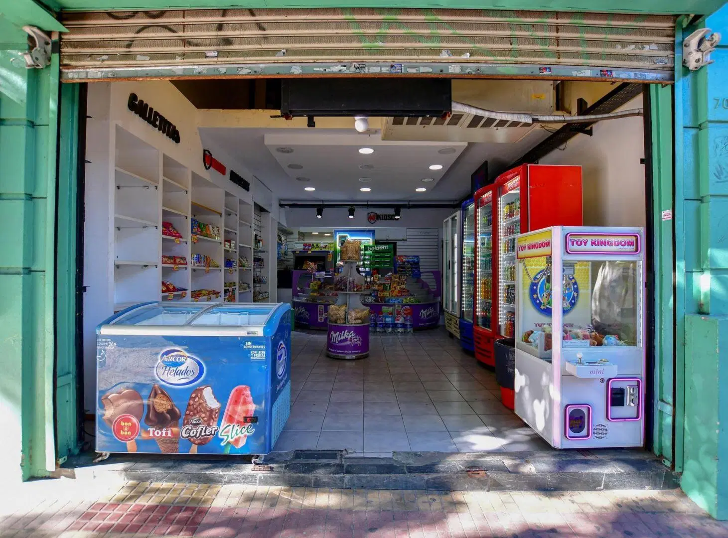 Local comercial c/ entrepiso Alquilado kiosco 5