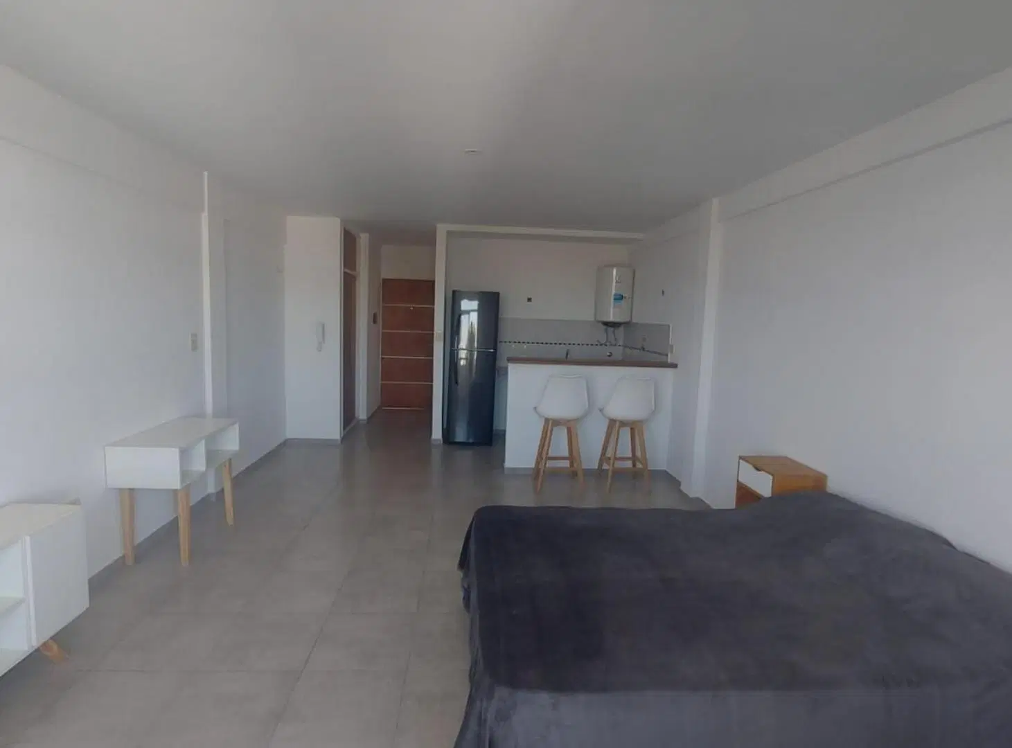 alquiler de monoambiente con terraza 4