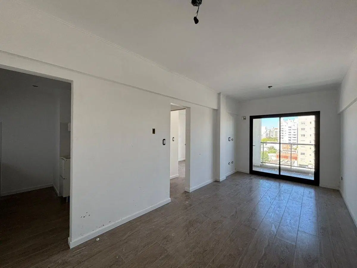 Venta de departamento de 1 dormitorio en La Plata 3