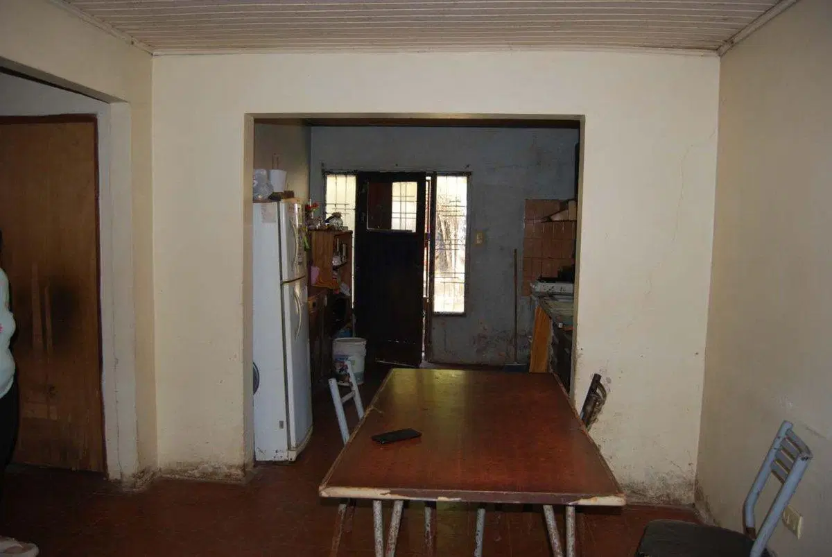 CASA DE 2 DORMIS A RECICLAR 2