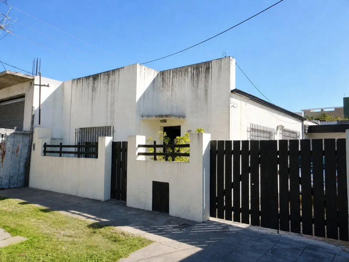 Casa en Venta Tolosa - La Plata 2