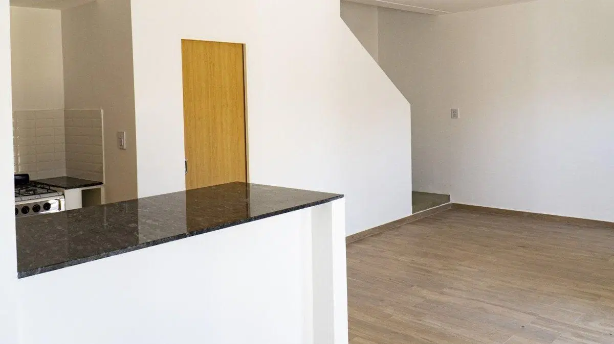 Duplex 3 dormitorios en VENTA City Bell 4