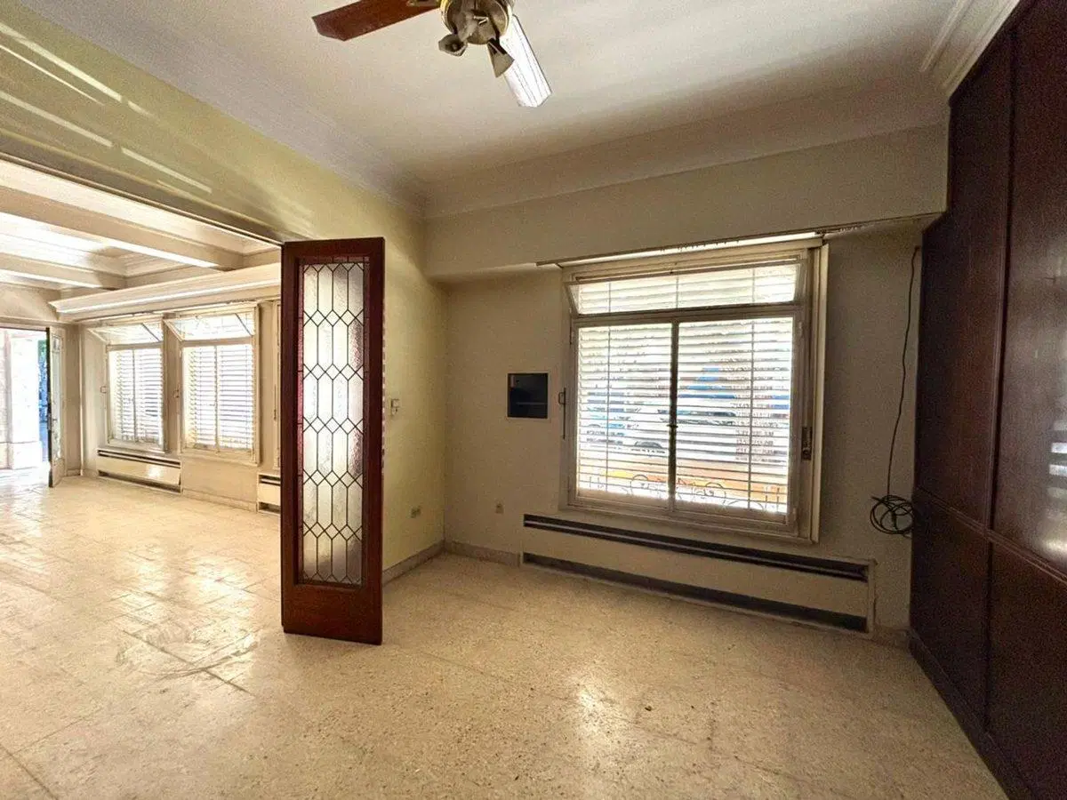 Venta de casa de 4 dormitorios en Barrio Norte 4