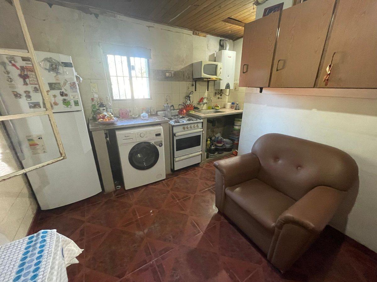 Foto de CASA EN VENTA EN BARRIO EL CARMEN, LA PLATA, imagen 2